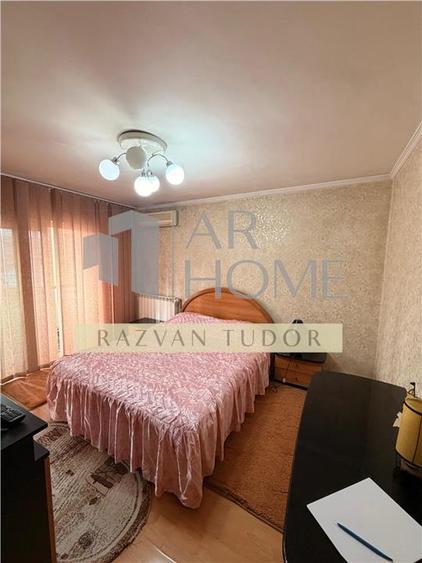 Apartament cu 3 camere decomandat, mobilat în Cioceanu