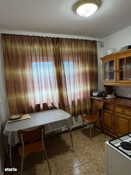 Apartament cu 3 camere, mobilat în Turda