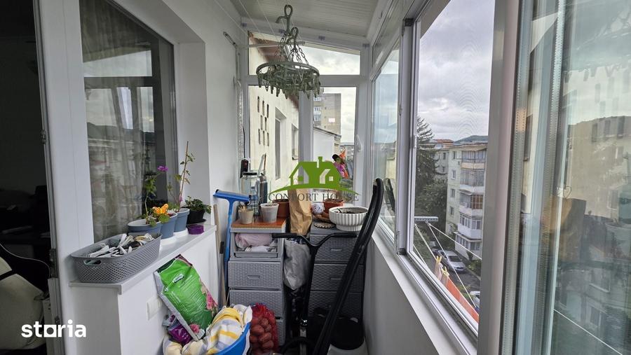 Apartament cu 3 Camere -complet renovat ,Ostroveni Narciselor - 13