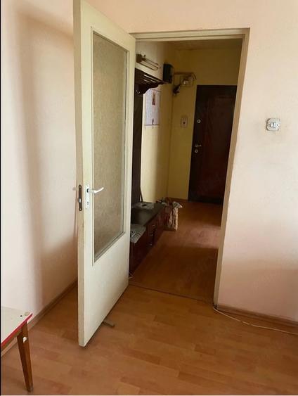 Apartament cu 2 camere semidecomandat în Nufărul