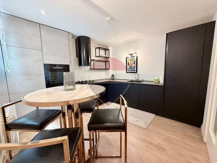 Apartament cu 3 camere decomandat, mobilat în Herăstrău