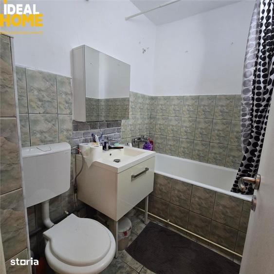 Apartament cu 2 camere semidecomandat în Dacia