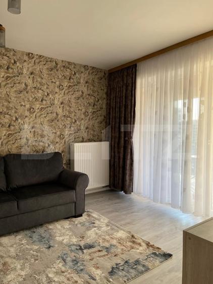 Apartament cu 2 camere decomandat, mobilat în Tractorul