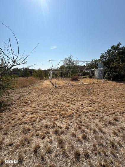 Teren de 1.381 mp cu casa in cartierul Episcopia Bihor - 11