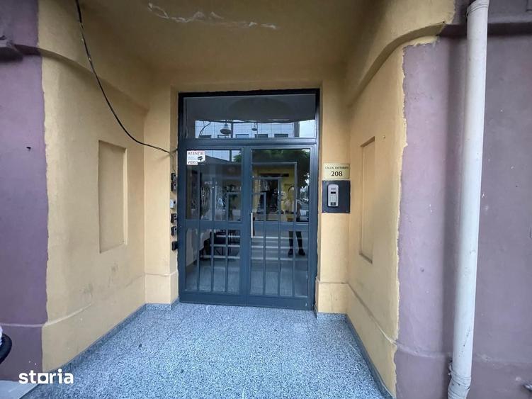 Apartament cu 3 camere în Victoriei