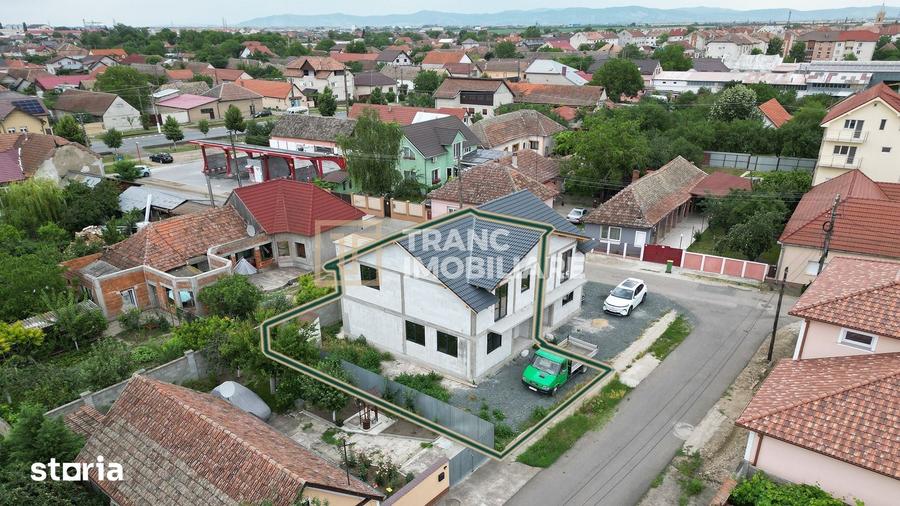 Casă cu 3 camere decomandat cu Teren 190 Mp în Vladimirescu