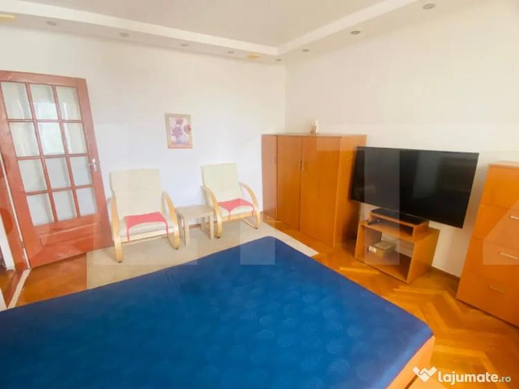 Apartament cu 2 camere semidecomandat în P-ța Unirii