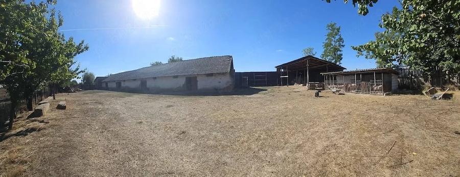 Casă cu 2 camere cu Teren 15 Mp în Dichiseni