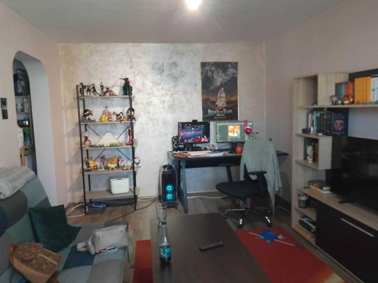 Apartament cu 2 camere decomandat în Obor