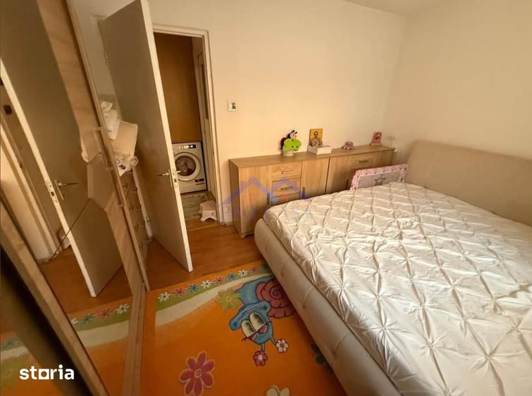 Apartament cu 3 camere în Cetate