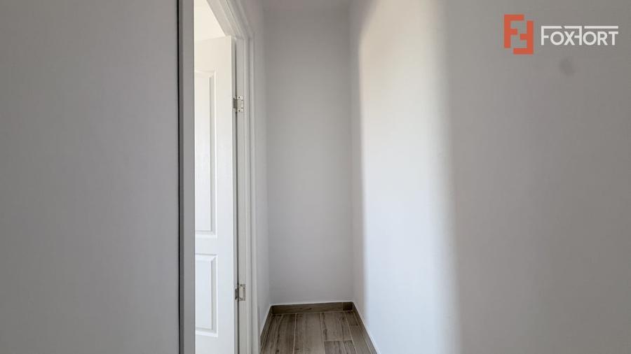 Duplex cu 4 camere cu Canalizare în Moșnița Nouă