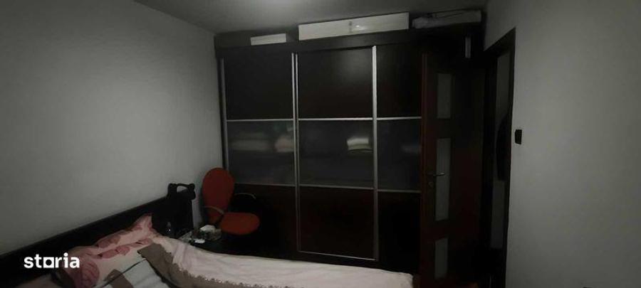 Apartament cu 2 camere decomandat în Basarabia