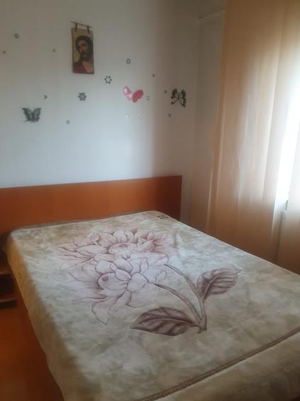 Apartament cu 2 camere semidecomandat în Popoveni