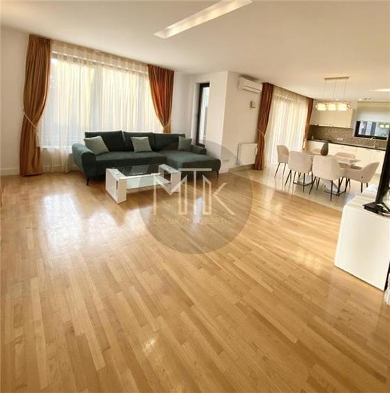 Duplex cu 6 camere cu Piscina în Pipera
