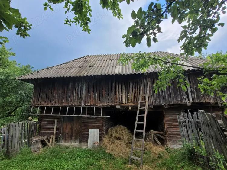 Teren de 800 mp, în Corbi