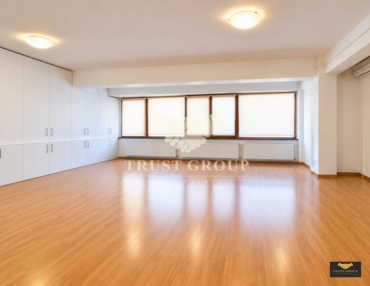 Apartament cu 3 camere decomandat în Cișmigiu