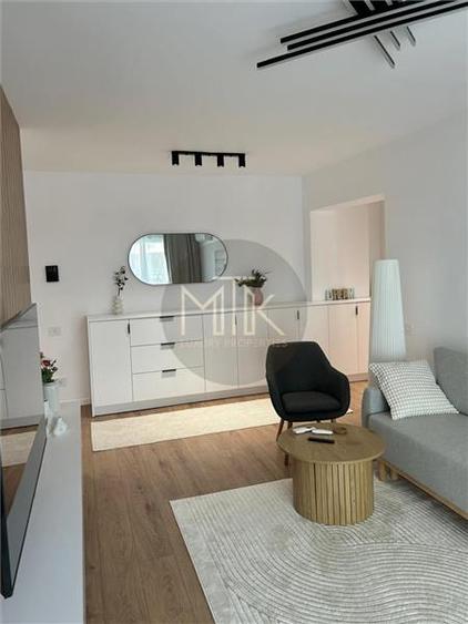 Apartament cu 2 camere decomandat, mobilat în Barbu Văcărescu