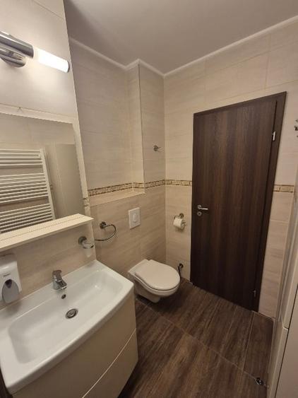 Apartament cu 2 camere semidecomandat, mobilat în Răcădău