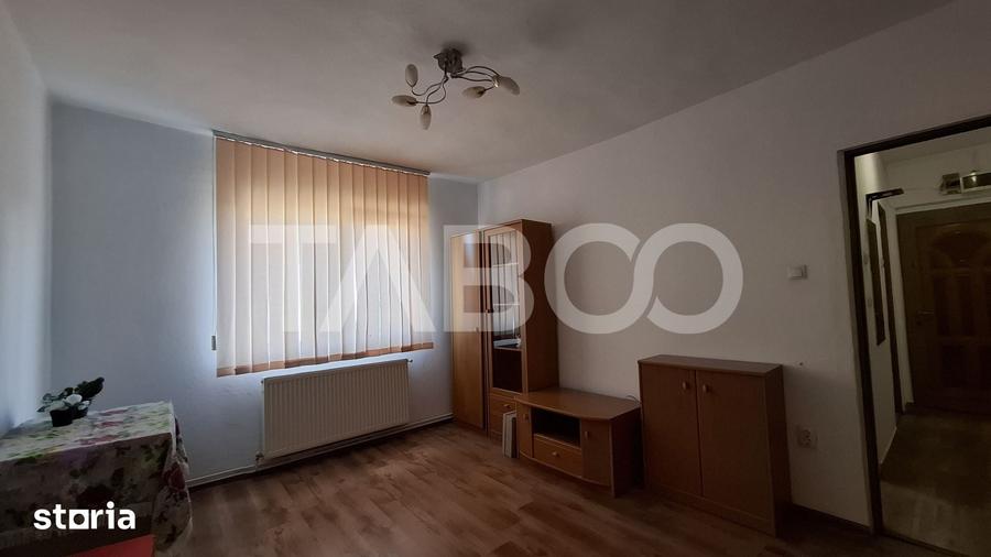 Apartament cu 2 camere semidecomandat în Mihai Viteazul