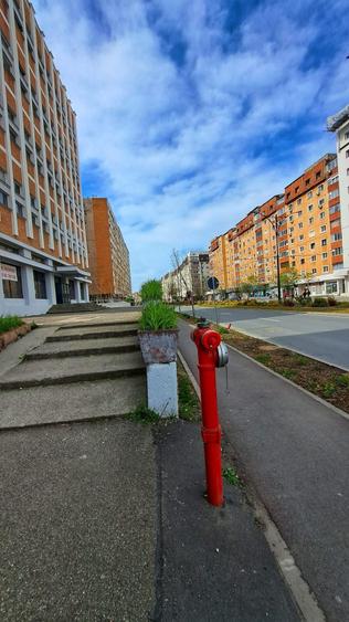 Spațiu comercial, de 1,860 mp, în Câlnic