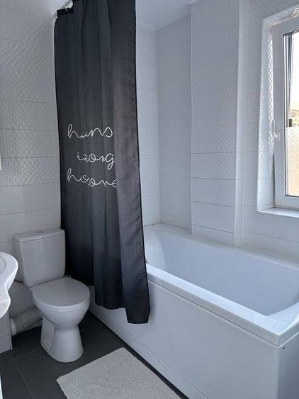 Apartament cu 3 camere decomandat, mobilat în Dâmbul Rotund