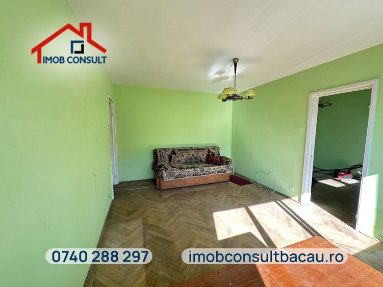 Apartament cu 3 camere semidecomandat în Orizont