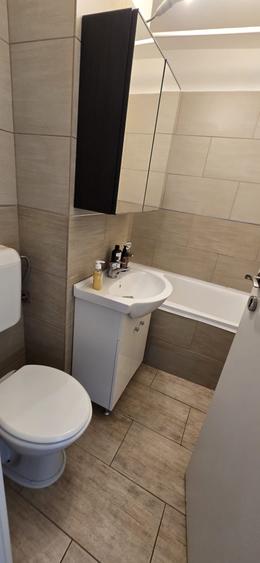 Apartament cu 2 camere decomandat în Arcul de Triumf