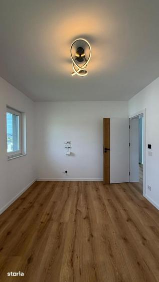 Casă cu 4 camere cu Teren 500 Mp în Sud