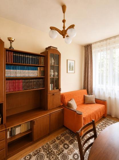 Apartament cu 3 camere semidecomandat în Central