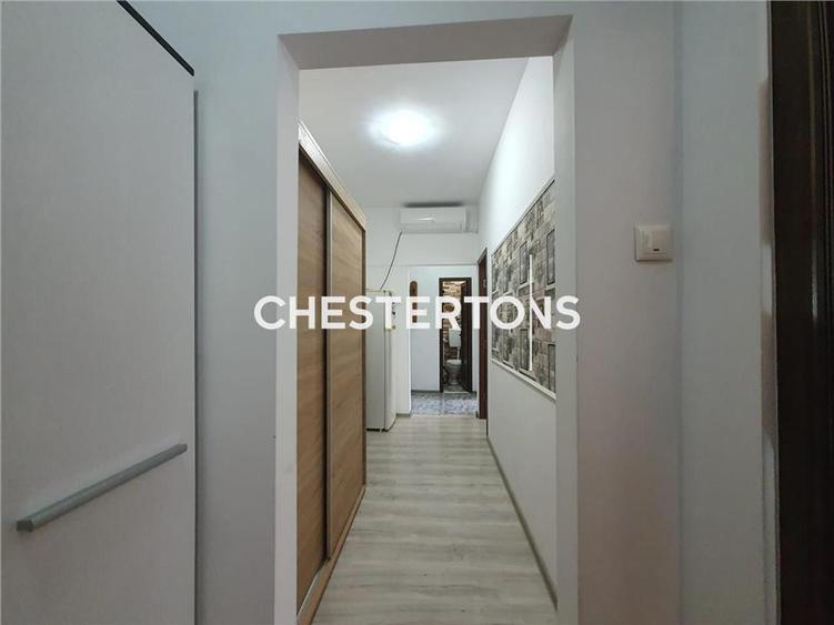 Apartament cu 2 camere decomandat, mobilat în Central