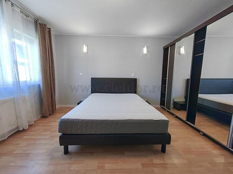 Casă individuală cu 5 camere cu Canalizare în Pipera