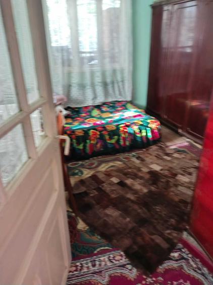Casă cu 4 camere în Singureni