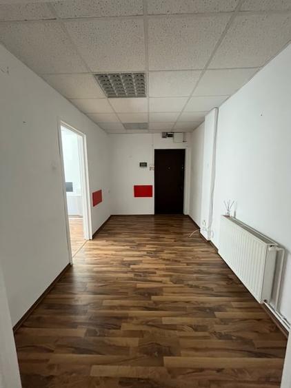 Apartament cu 2 camere semidecomandat în Calea Victoriei