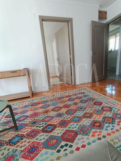 Apartament cu 2 camere semidecomandat în Central