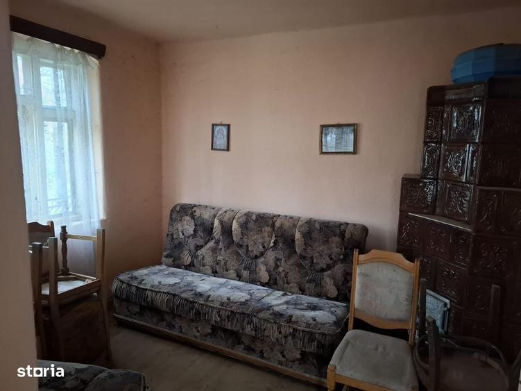 Casă cu 4 camere în Țuglui