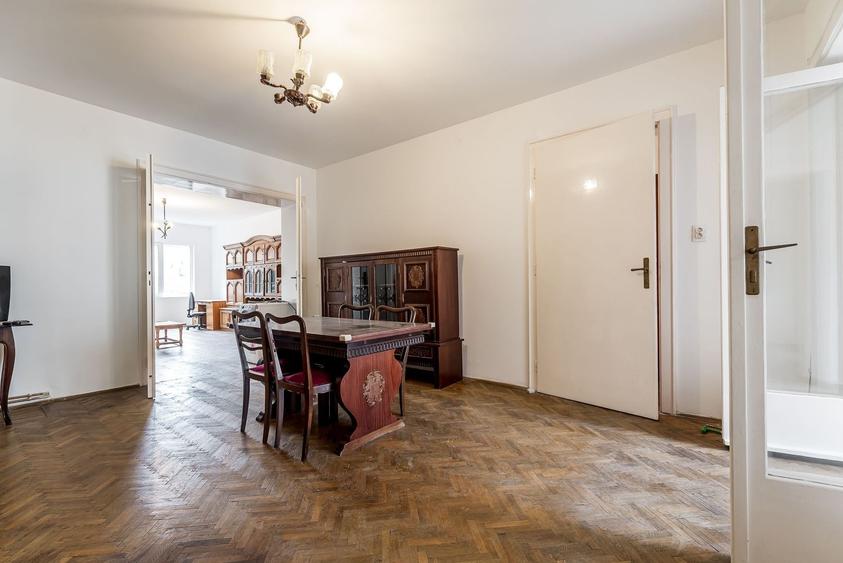 Apartament cu 3 camere circular în Central