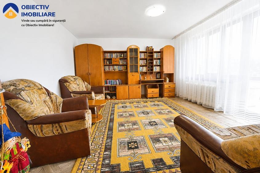 Apartament cu 3 camere decomandat, mobilat în Stejaru (Pângărați)