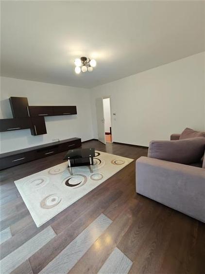 Apartament cu 2 camere decomandat, mobilat în Avantgarden