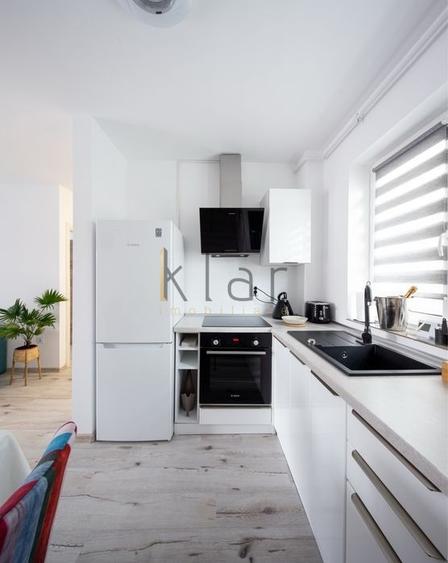 Apartament cu 2 camere semidecomandat, mobilat în Central