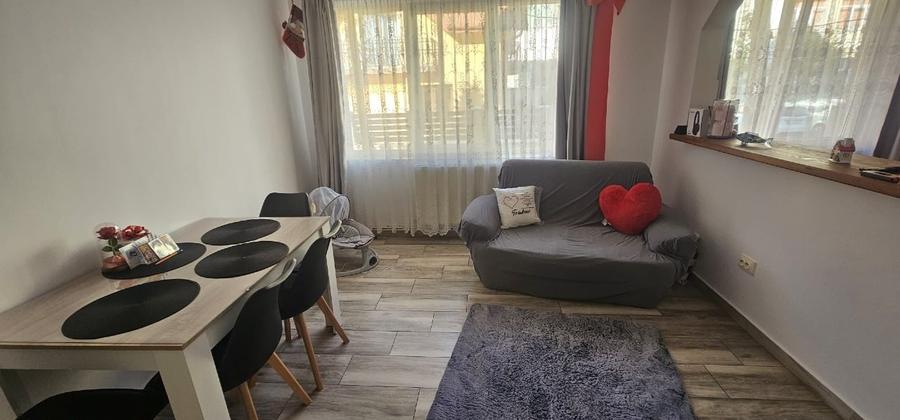 Apartament cu 2 camere semidecomandat, mobilat în Central