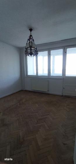 Apartament cu 2 camere nedecomandat în Ghiroda