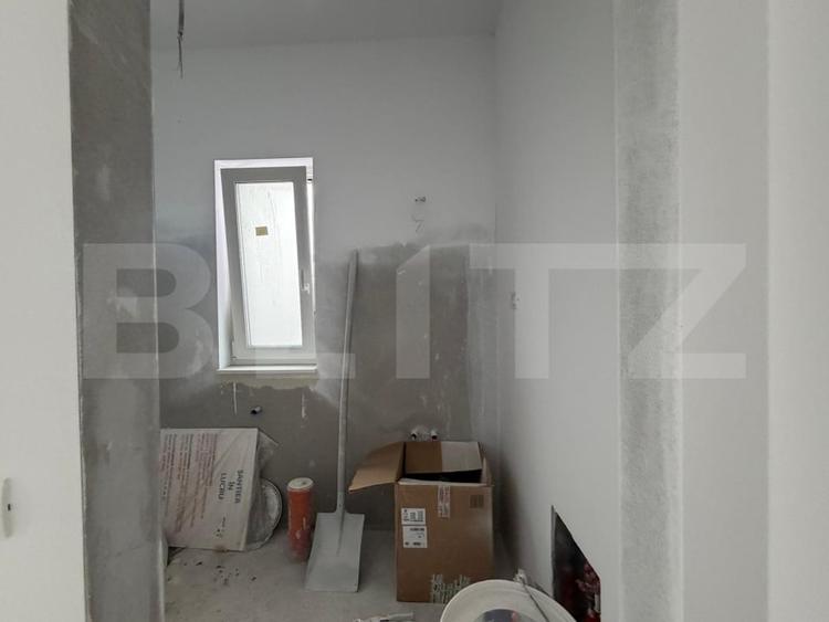 Duplex cu 5 camere cu Canalizare în Dumbrăvița