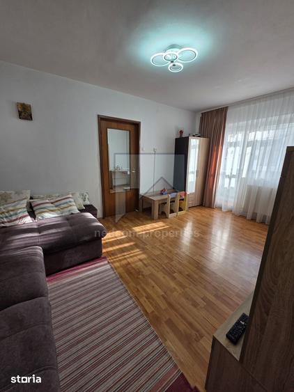 Apartament cu 2 camere semidecomandat în Rahova
