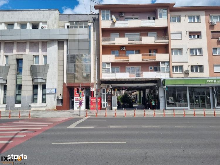 Spațiu comercial, de 335 mp, în Ultracentral