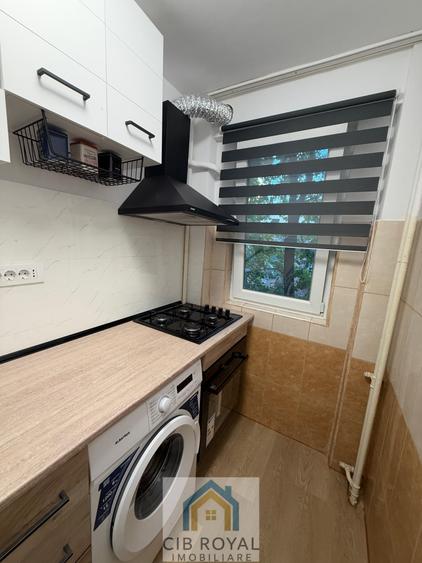 Apartament cu 2 camere decomandat în Lacul Tei