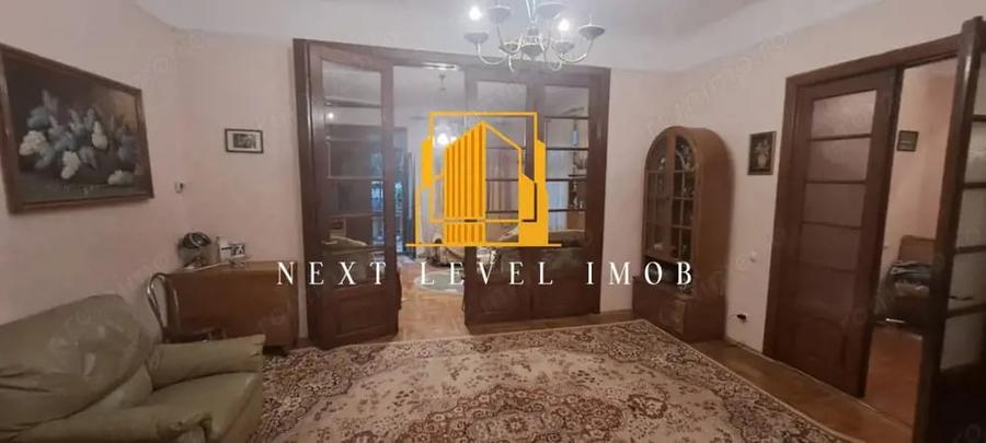 Casă cu 5 camere cu Teren 654 Mp în Eremia