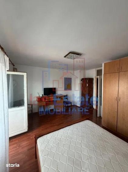 Garsonieră decomandată în Alexandru cel Bun