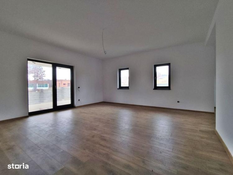 Casă cu 4 camere cu Teren 616 Mp în Dealuri Oradea