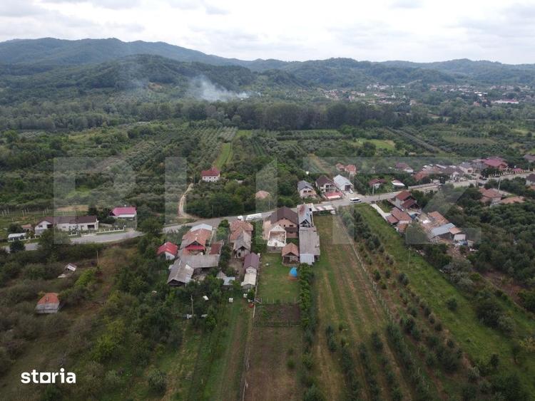 Casă cu 4 camere cu Teren 2360 Mp în Voinești