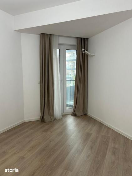 Apartament cu 3 camere decomandat în 13 Septembrie